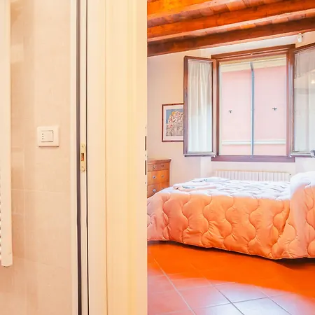 公寓 Piazza Grande - Italian Homing 博洛尼亚