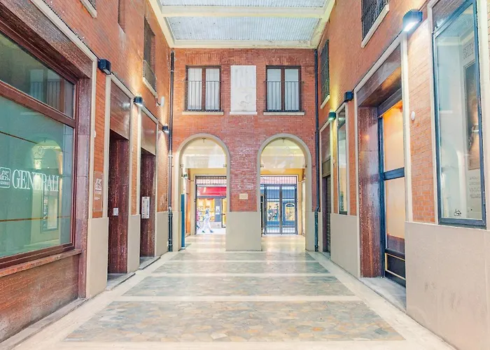 Piazza Grande - Italian Homing *