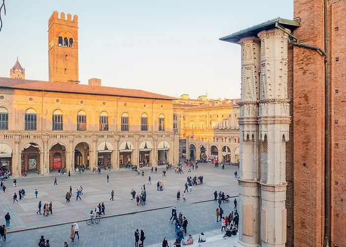 Piazza Grande - Italian Homing