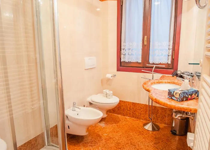 Piazza Grande - Italian Homing Apartamento Bolonha